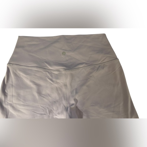 LULULEMON Align High-Rise Crop 23"
Lilac Ether NWOT - Picture 5 of 7